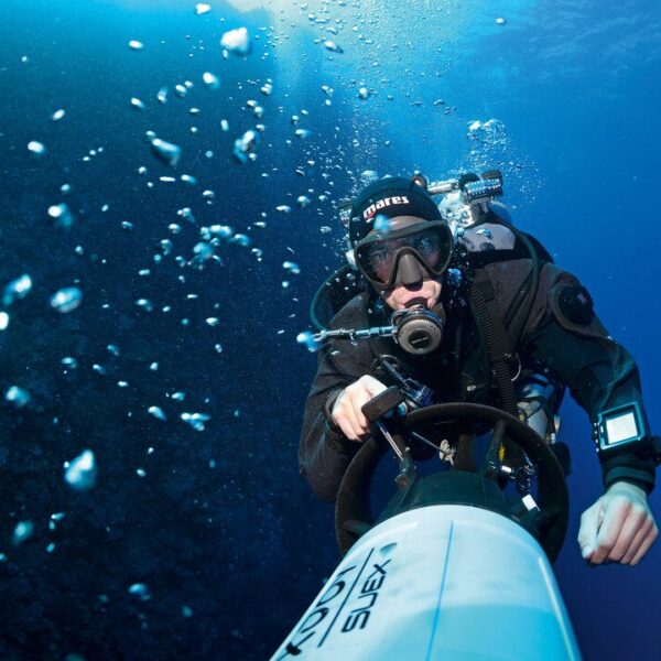 Formation Diver Propulsion Vehicle